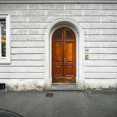 Orcagna Apartment